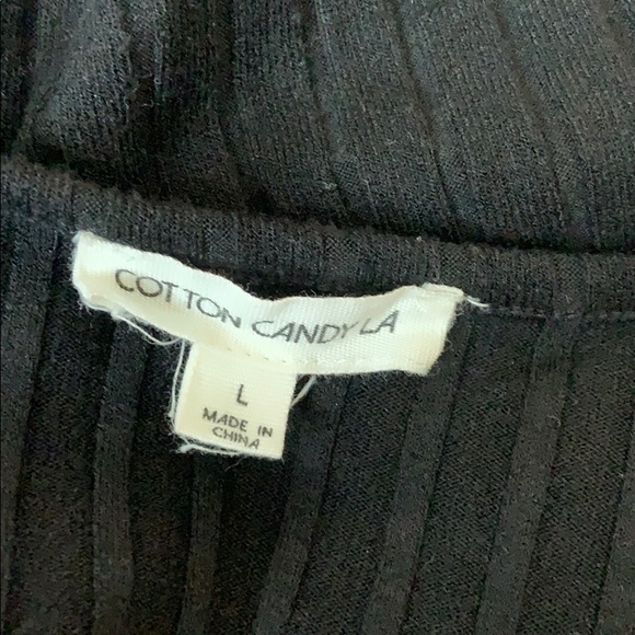 Ribbed Halter Tank Top - Picture 4 of 4